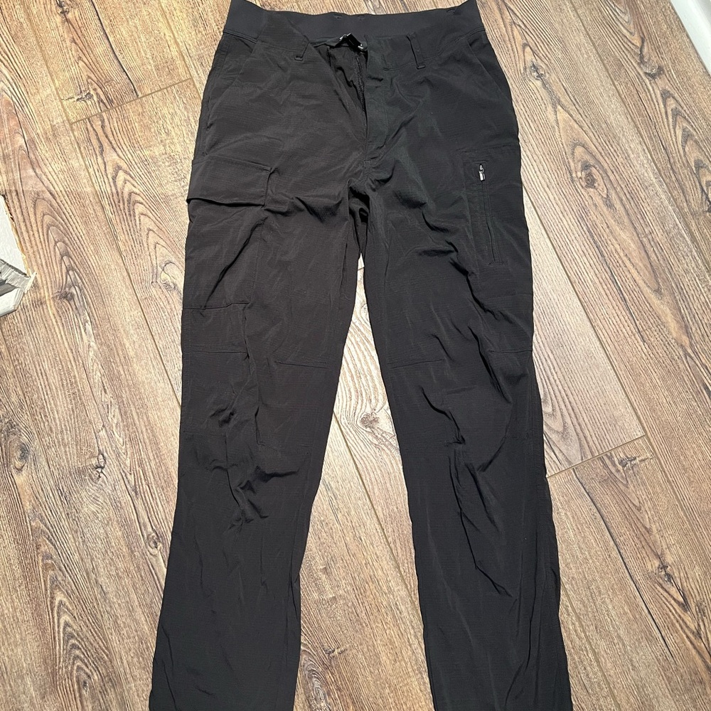 Athleta Trekkie Cargo Pant